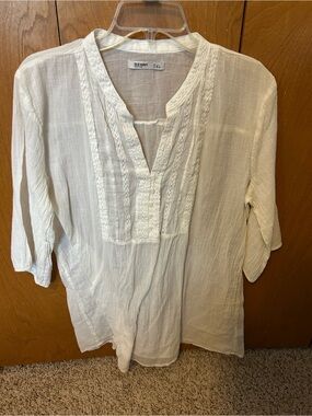 Old Navy White Gauze Split-Neck Pintuck Tunic